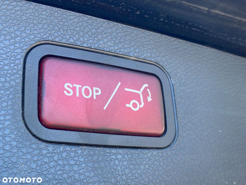 Mercedes-Benz Klasa E - 17