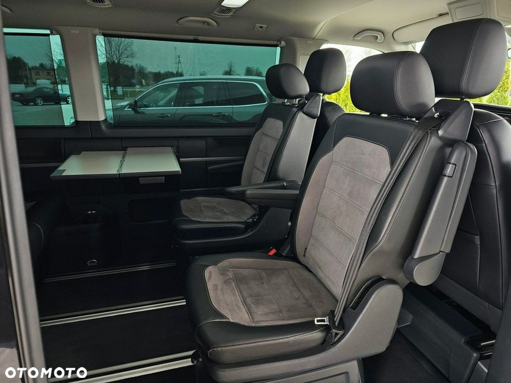 Volkswagen Multivan - 31