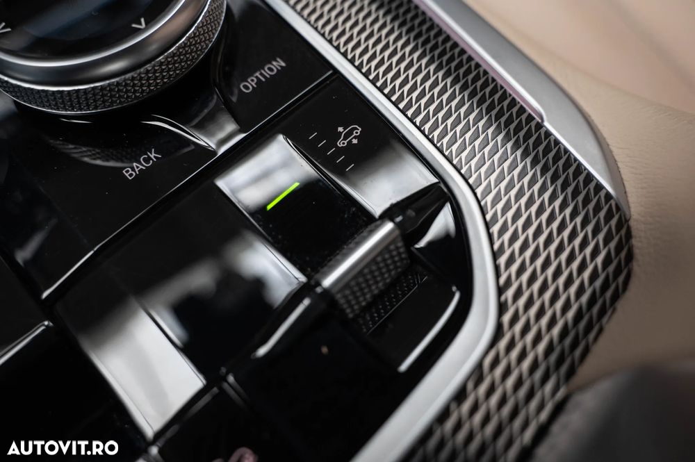 BMW X5 xDrive45e - 17