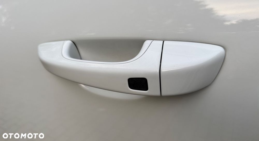 Porsche Cayenne Platinum Edition - 26