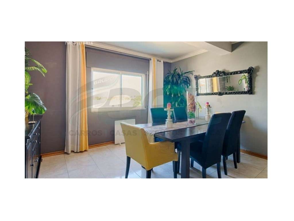 \T4 Duplex + Garagem + Piscinas - Condomínio Fechado em Albufeira - Grande imagem: 4/26