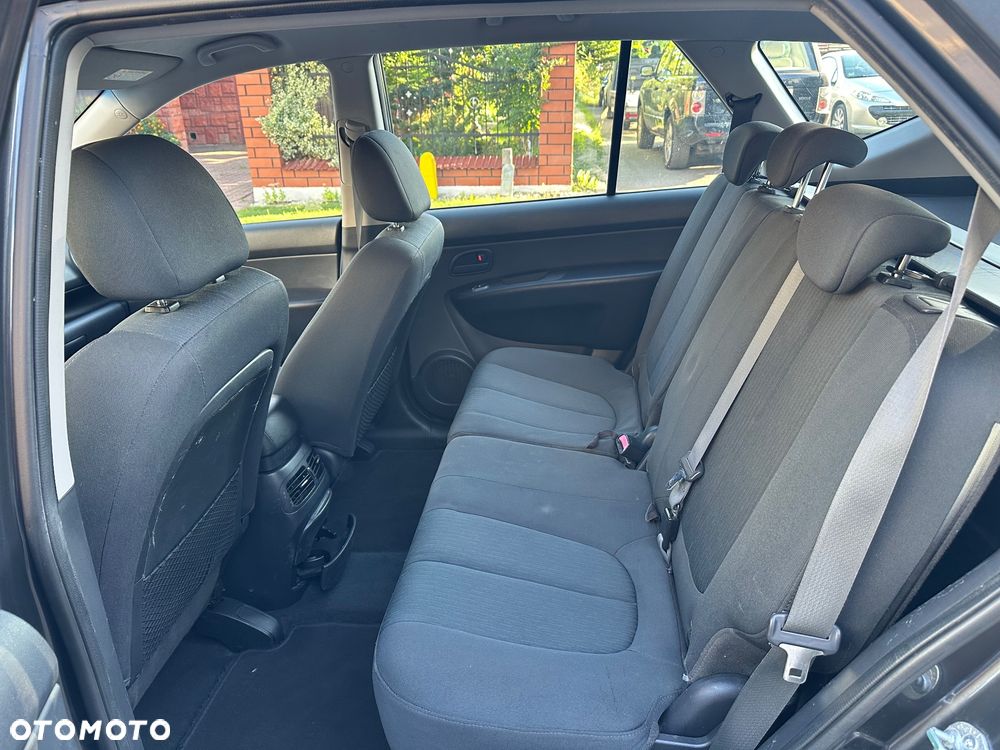 Kia Carens 2.0 EX - 20