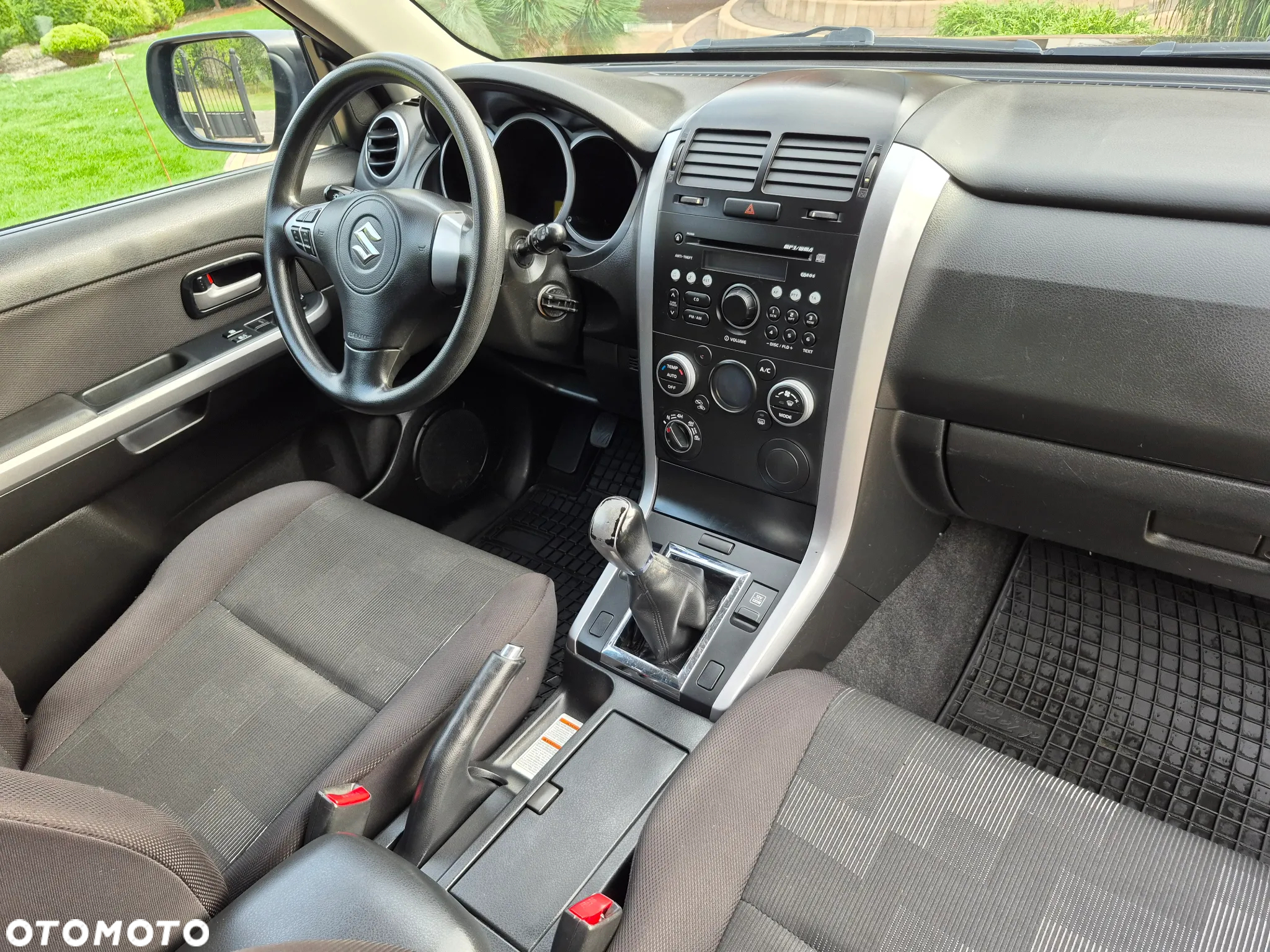 Suzuki Grand Vitara 1.9 DDiS Comfort - 26
