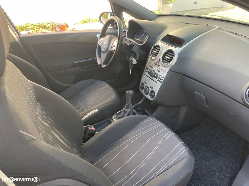 Opel Corsa - 22