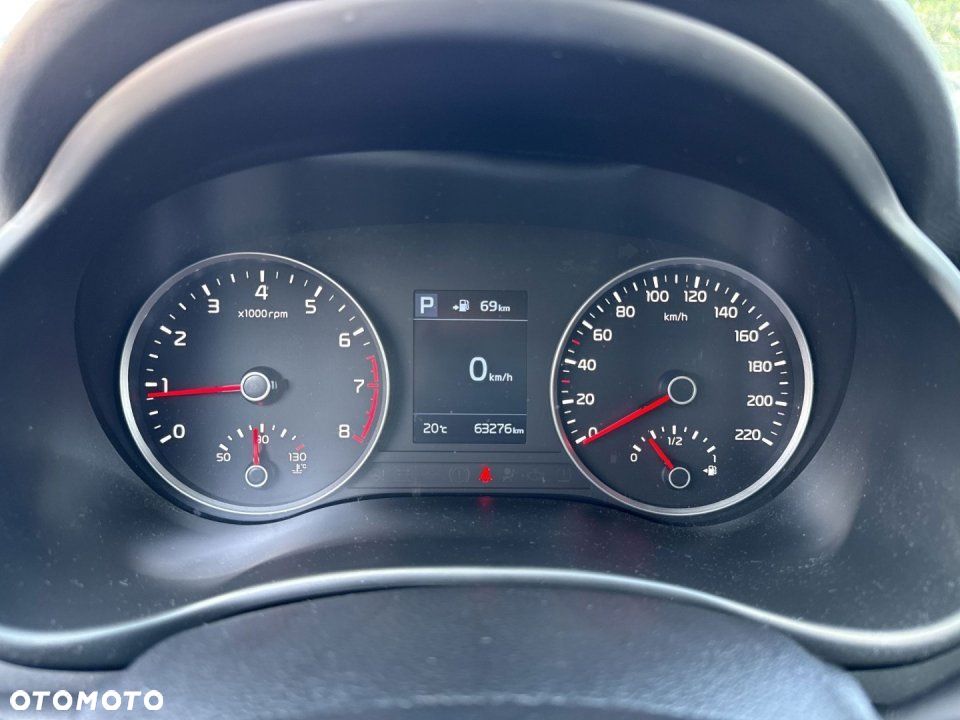Kia Stonic - 8