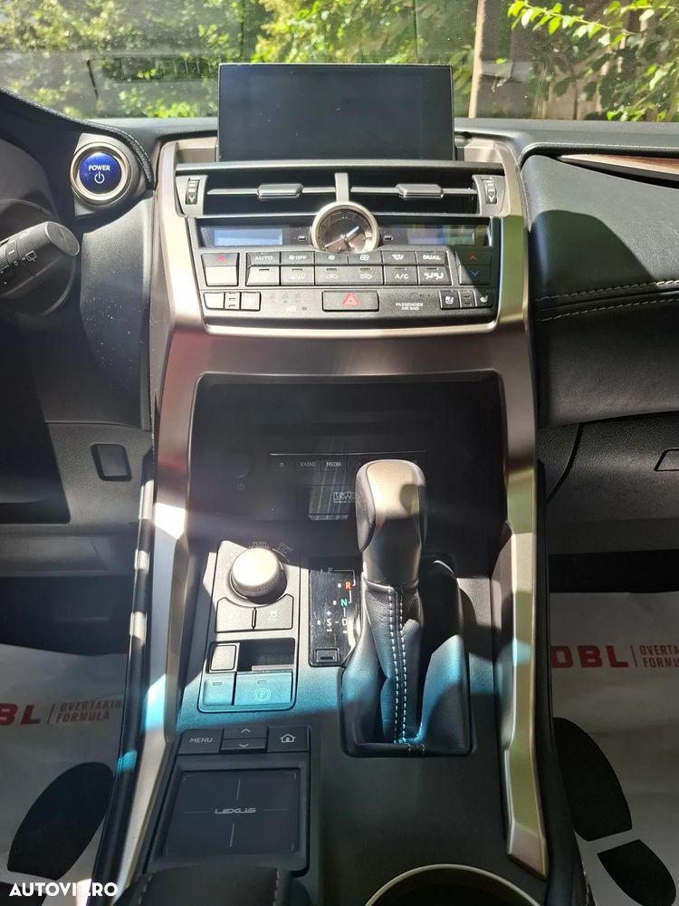 Lexus Seria NX - 6
