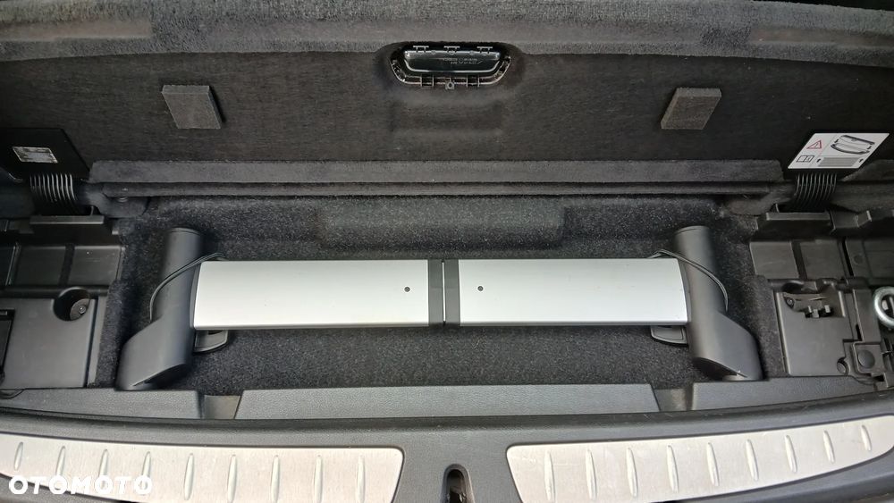 BMW Seria 3 330d Sport-Aut Luxury Line - 27