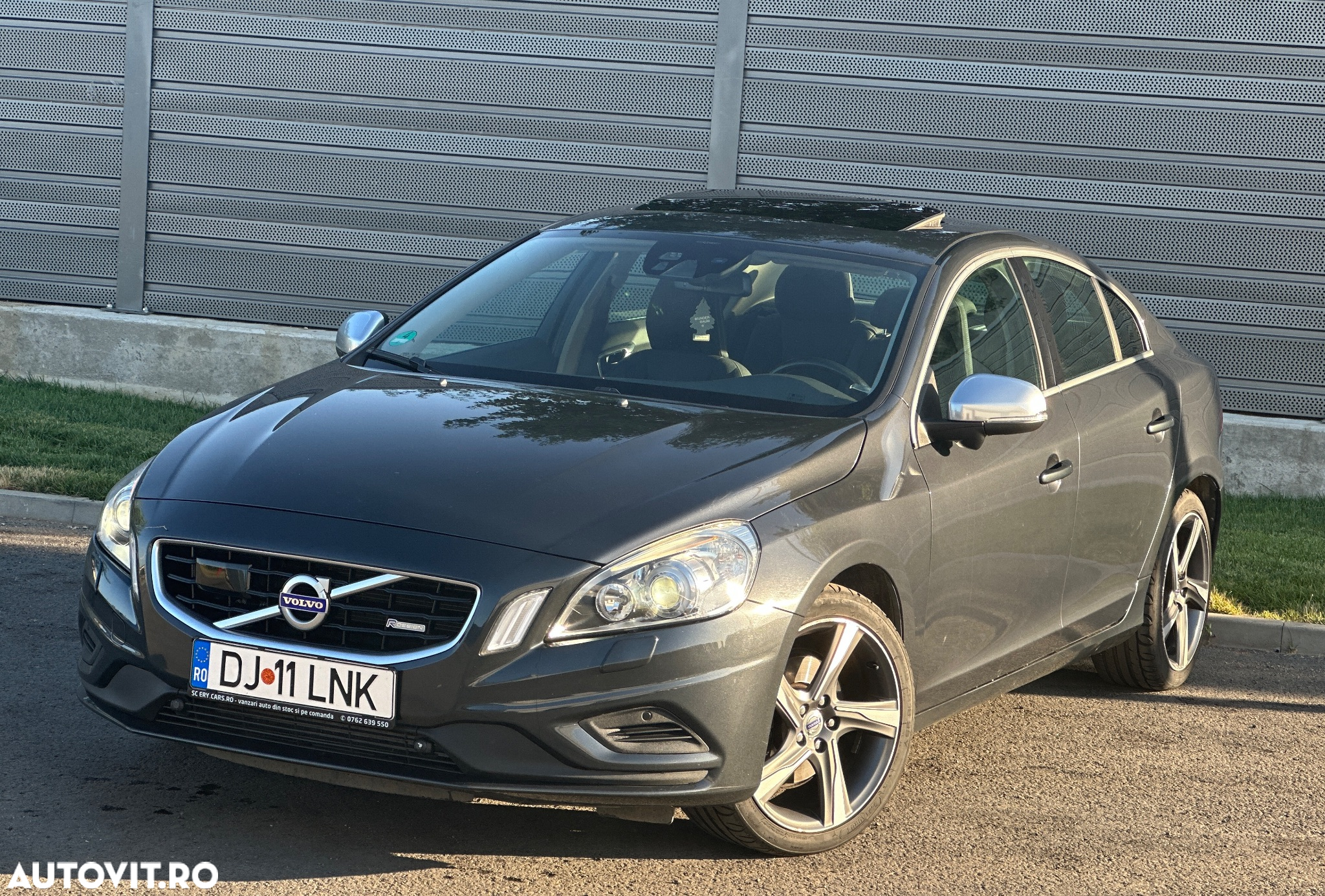 Volvo S60 D3 Geartronic RDesign - 2