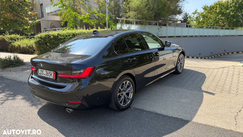 BMW 3 Series 2021 photo 4
