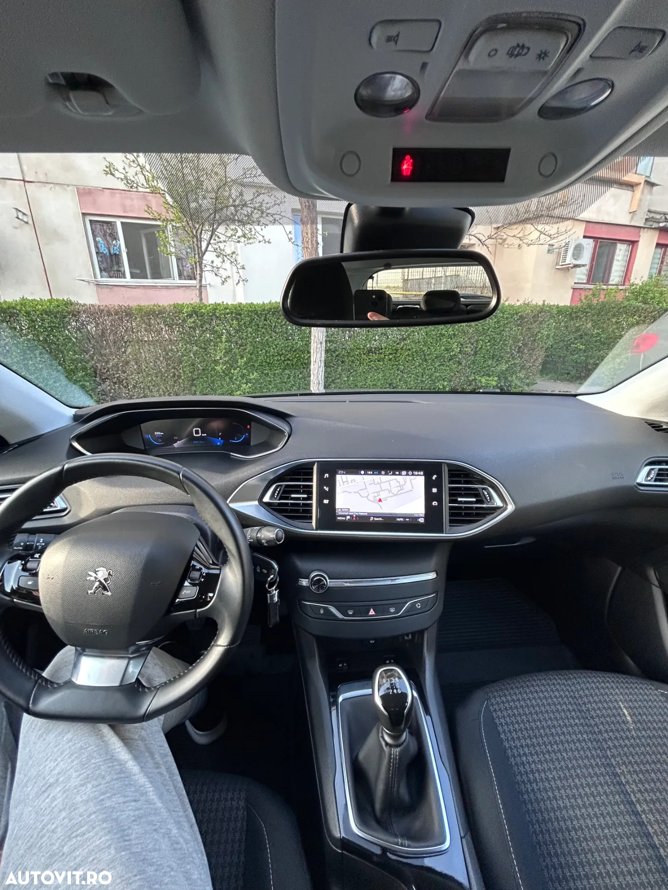 Peugeot 308 1.2 L PureTech Turbo S&S Active Pack - 18