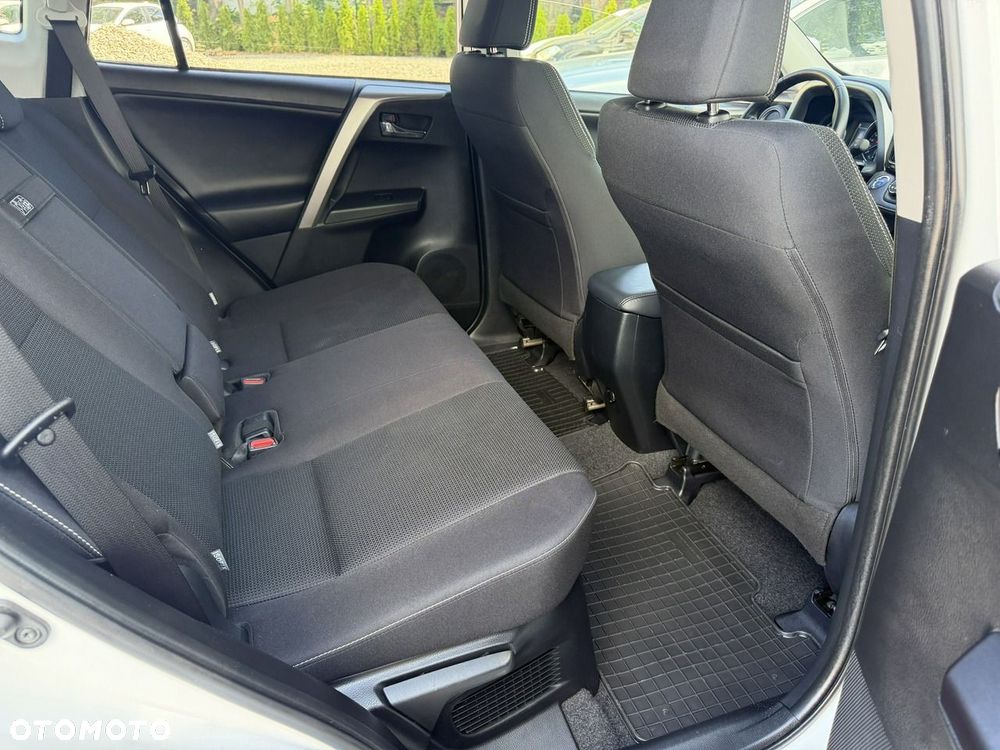 Toyota RAV4 - 31