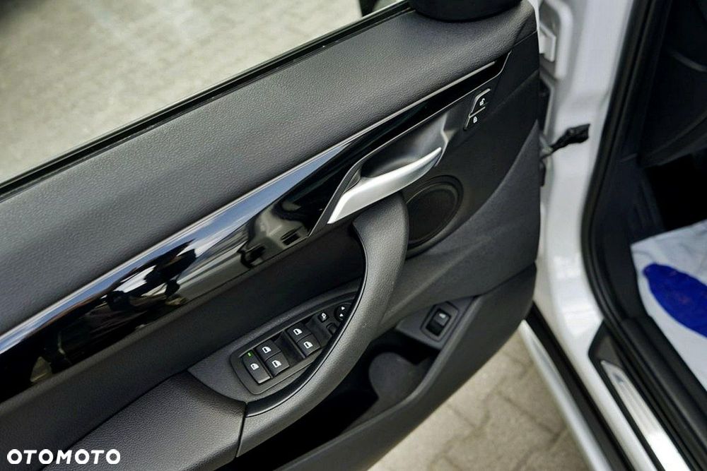 BMW X1 - 16