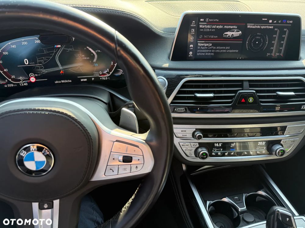 BMW Seria 7 750Li xDrive sport - 21