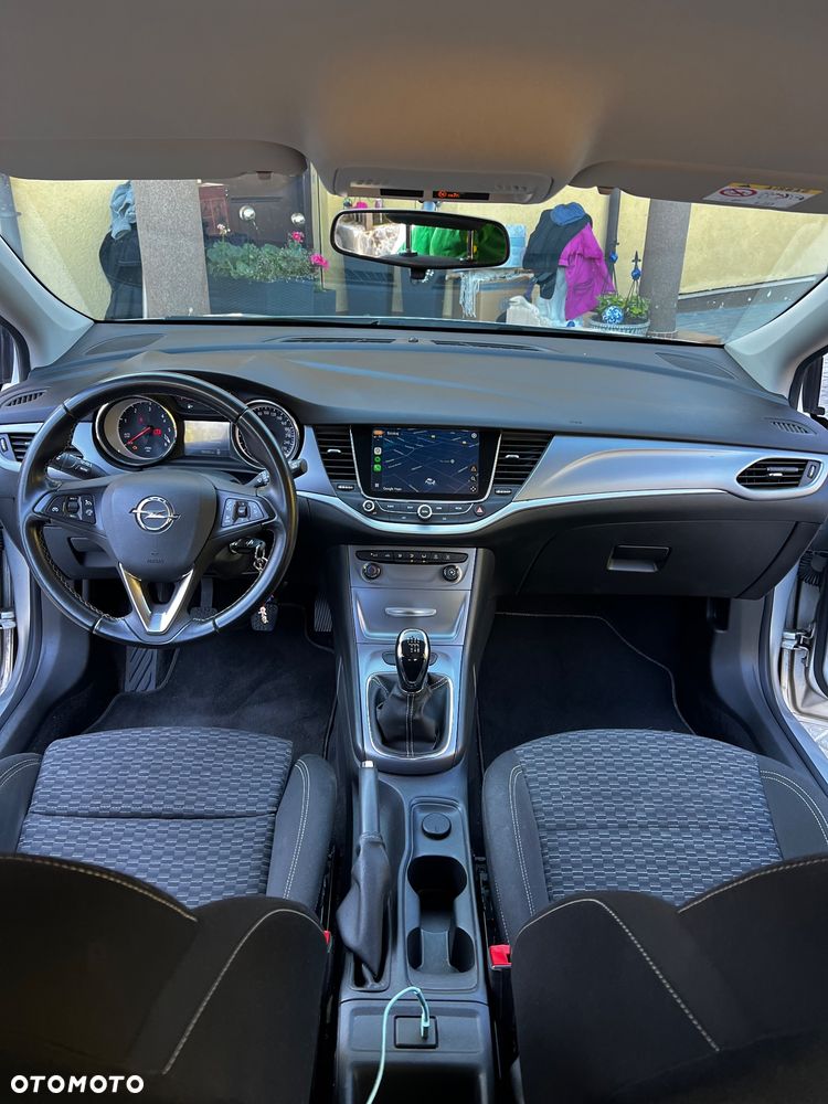 Opel Astra - 8
