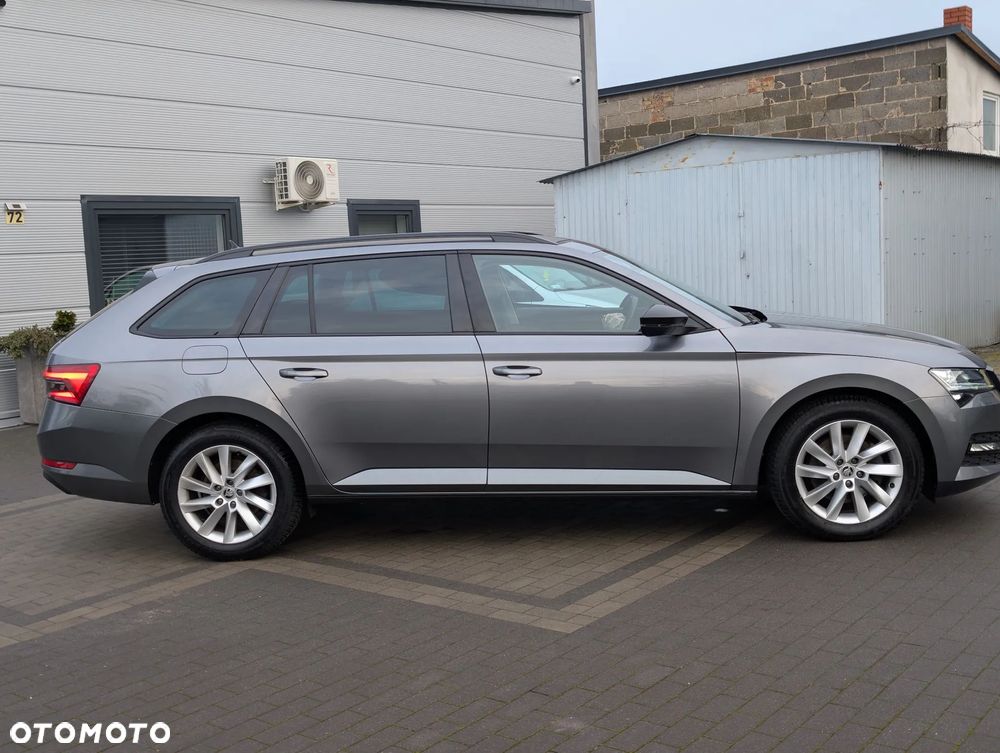 Skoda Superb 2.0 TDI SCR Style DSG - 3