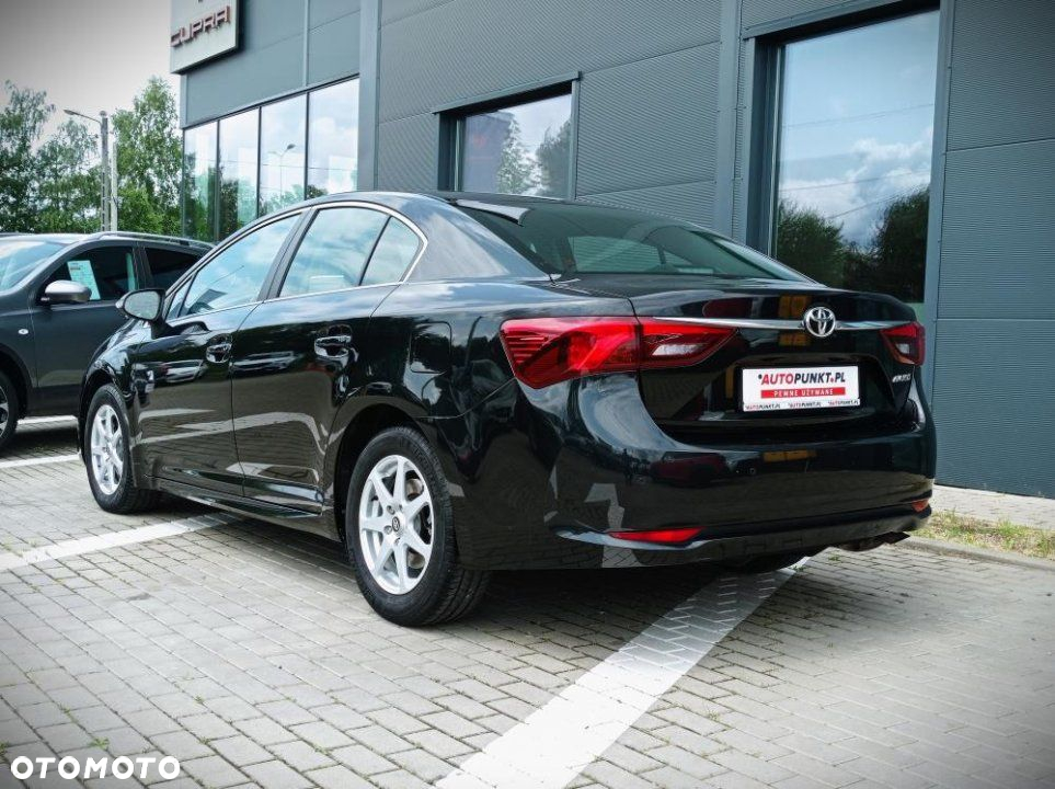 Toyota Avensis - 3