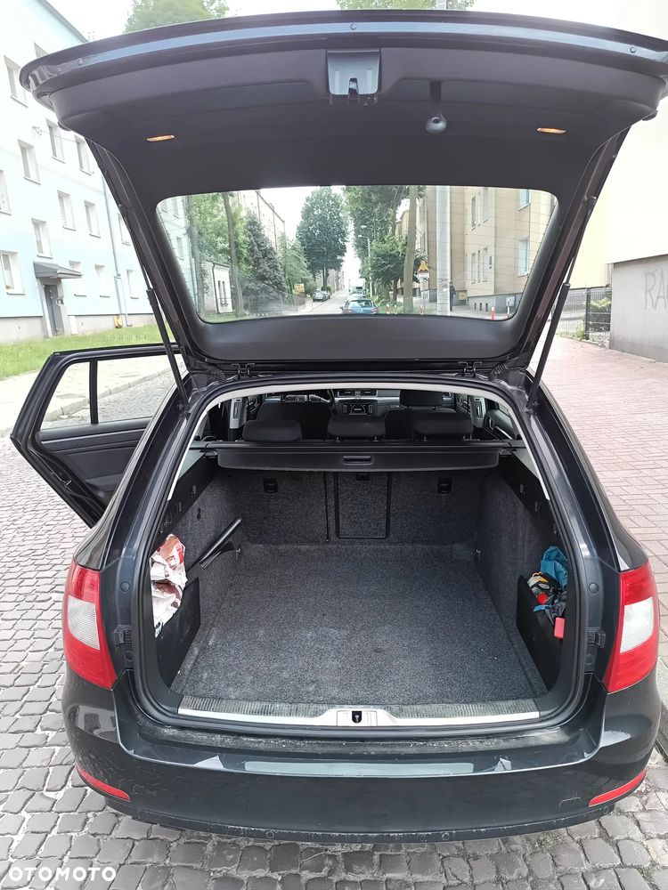 Skoda Superb 2.0 TDI 4x4 Comfort DSG - 9