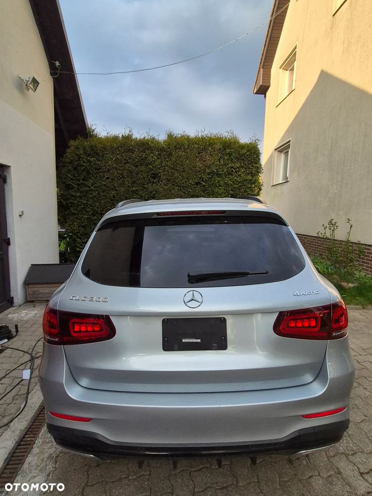 Mercedes-Benz GLC - 4