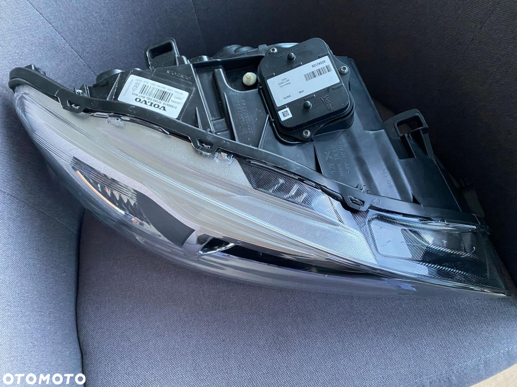 VOLVO S60 V60 LIFT REFLEKTOR LAMPA PRZÓD BI-XENON ORYGINAL 31698819 - 2