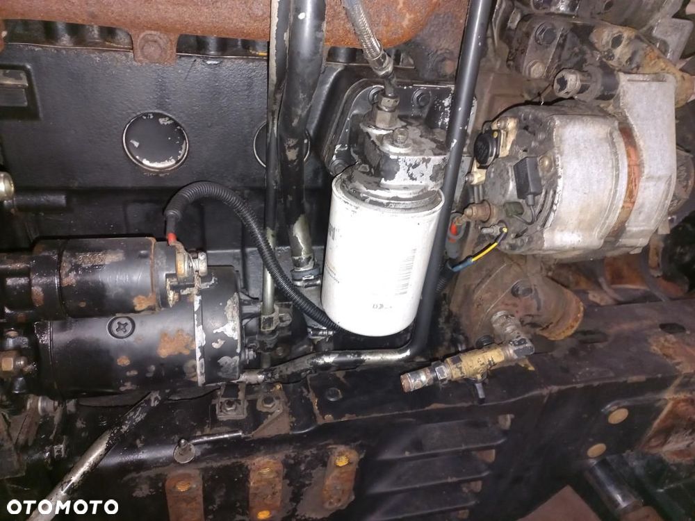 Case maxxum,5120,5130,5140 skrzynia,silnik,płyta rewersu,kosz,most,pompa,rozdzielacz,B4TA-390,kabina,satelity,wałek,koło zębate,tryb. - 8