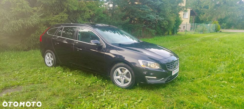 Volvo V60 D4 Summum - 35