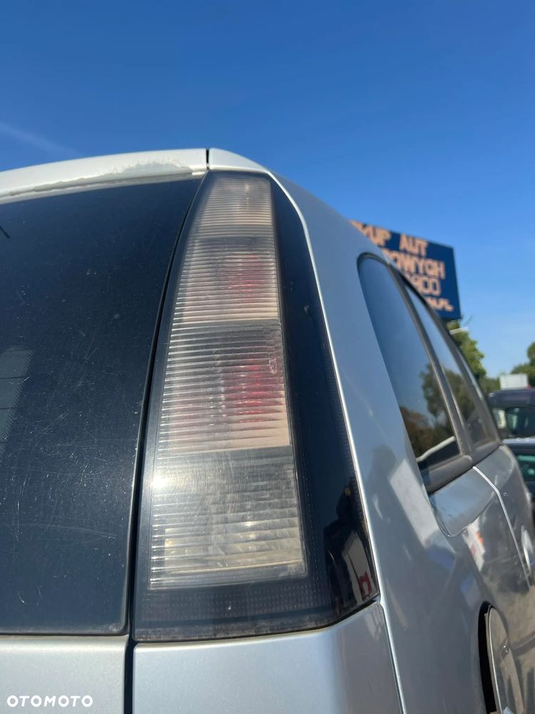 Lampa tylna prawa / Lewa LAMPY Opel Meriva A !! Cena za sztukę !! - 1