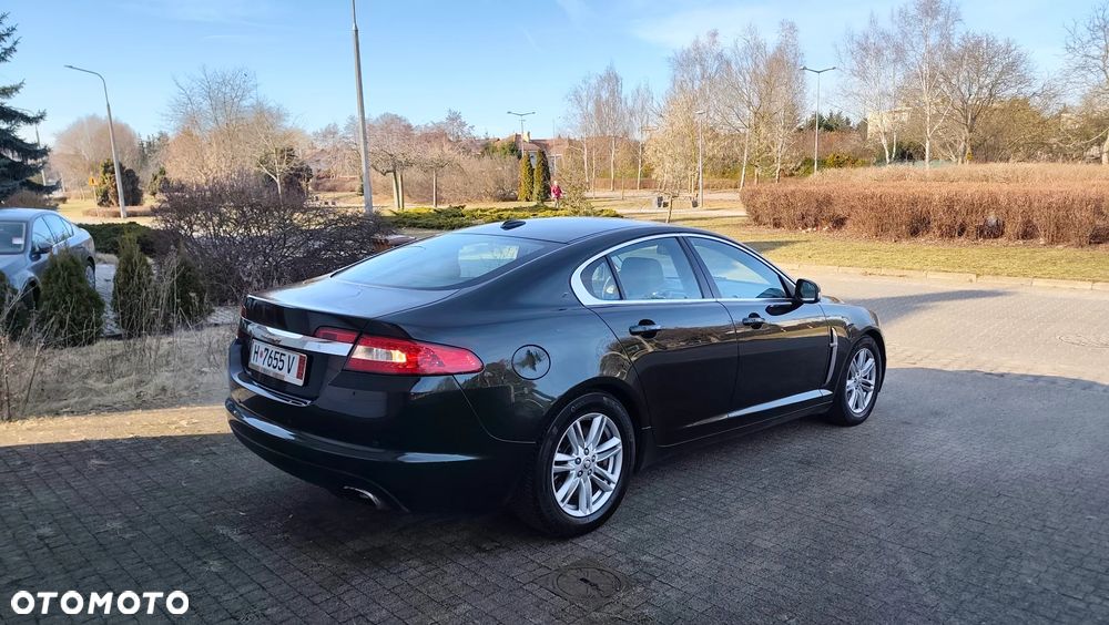 Jaguar XF 3.0 V6 Luxury - 22