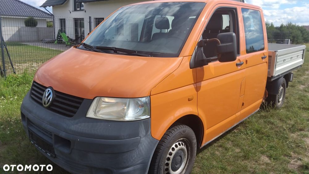 Volkswagen Transporter - 1