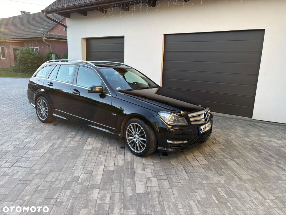 Mercedes-Benz Klasa C 220 CDI DPF (BlueEFFICIENCY) 7G-TRONIC Avantgarde - 1