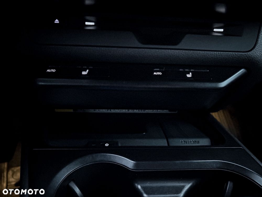 Lexus UX 250h Executive Line - 32