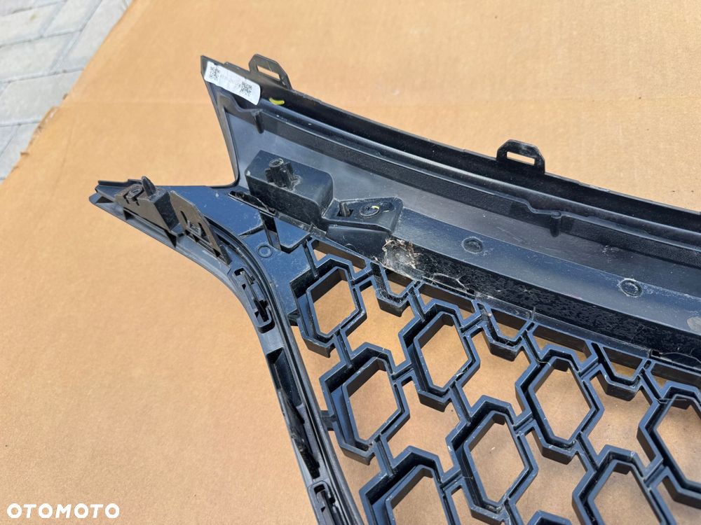 zderzak grill atrapa renault arkana lift rs line oryginał 623105806r - 9
