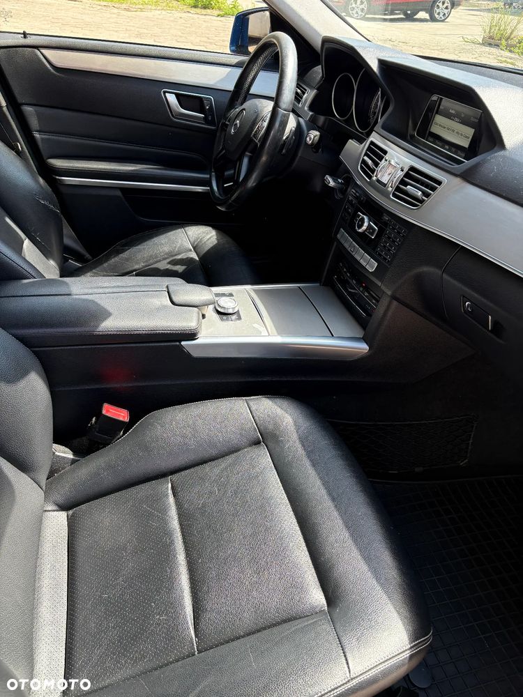 Mercedes-Benz Klasa E 200 T CDI 7G-TRONIC - 9