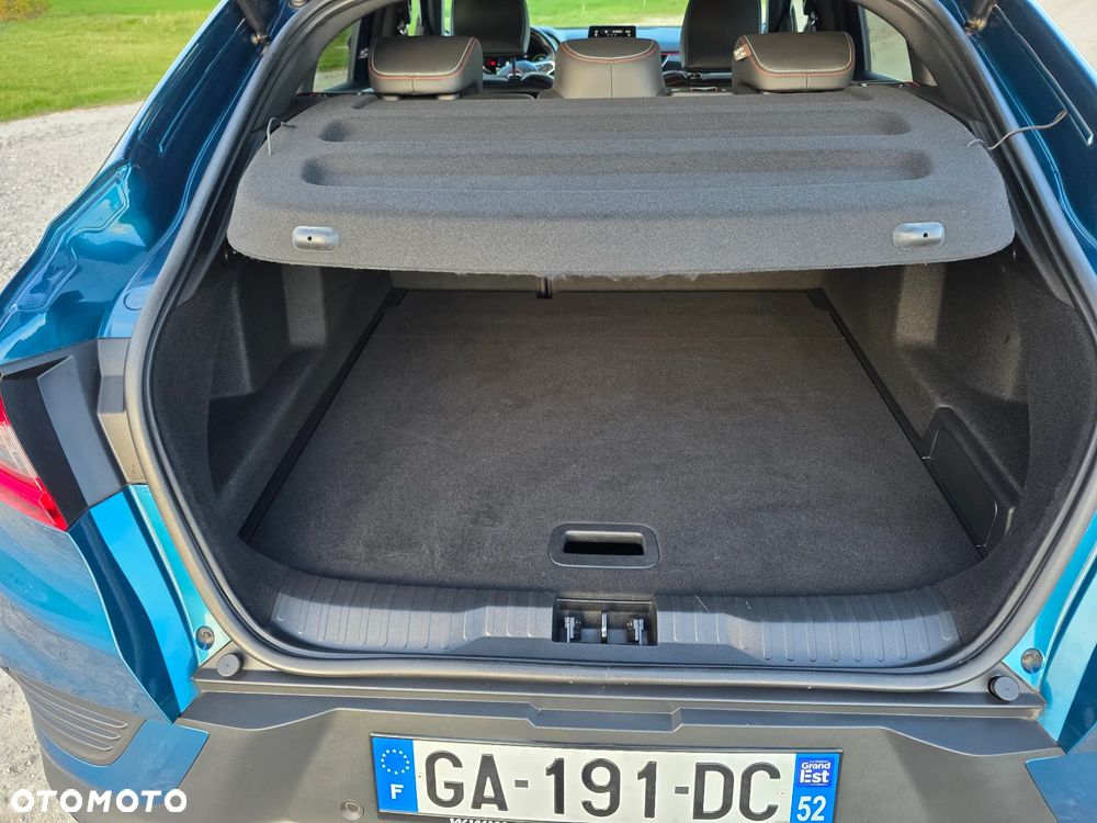 Renault Arkana E-TECH 145 R.S.LINE - 8