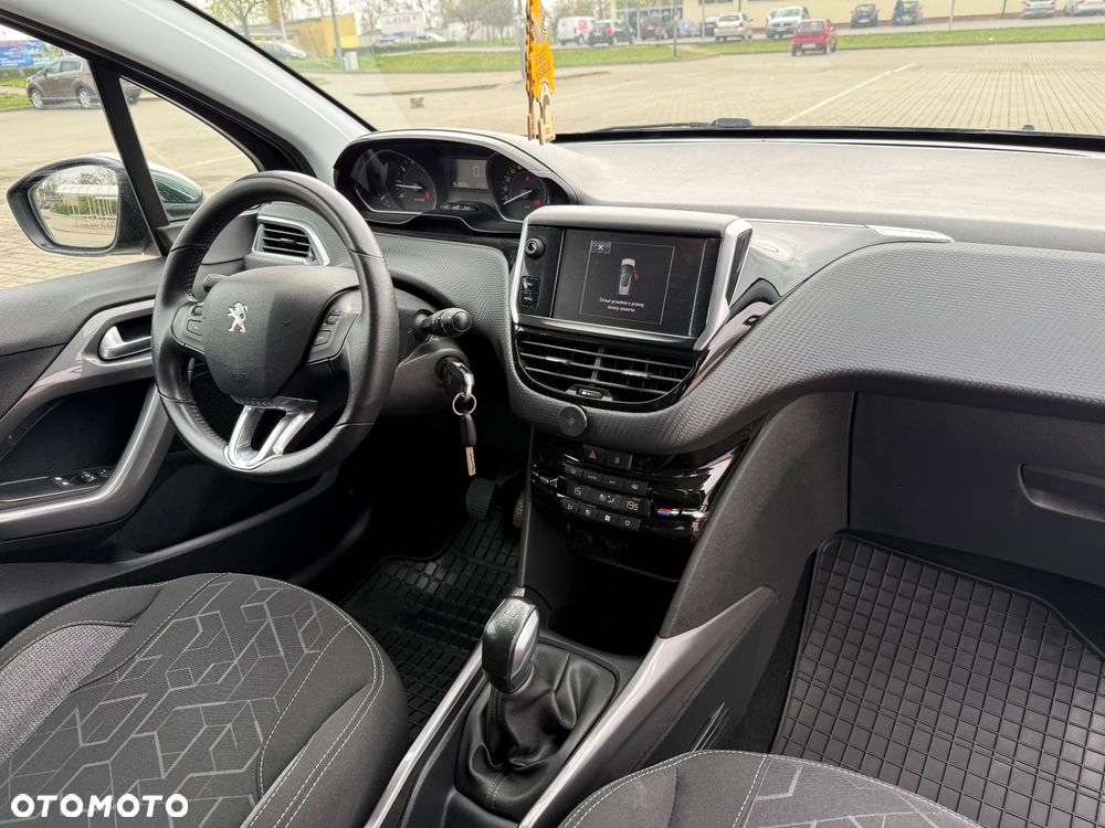 Peugeot 2008 PureTech 82 Style - 20
