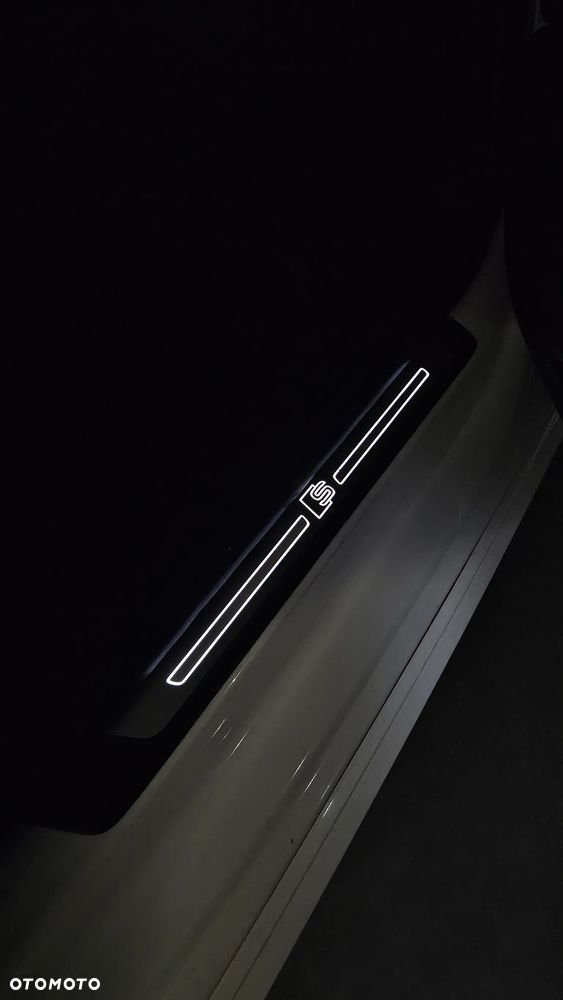 Audi A4 Limousine 35 TFSI mHEV S Line S tronic - 16