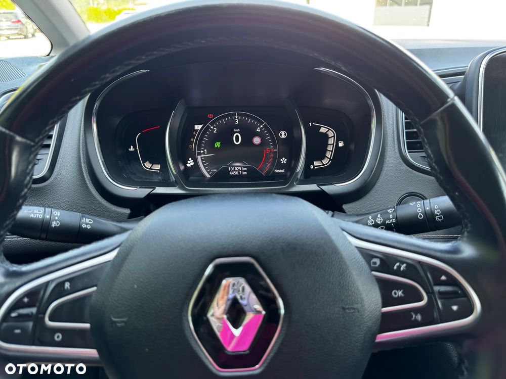 Renault Grand Scenic - 13