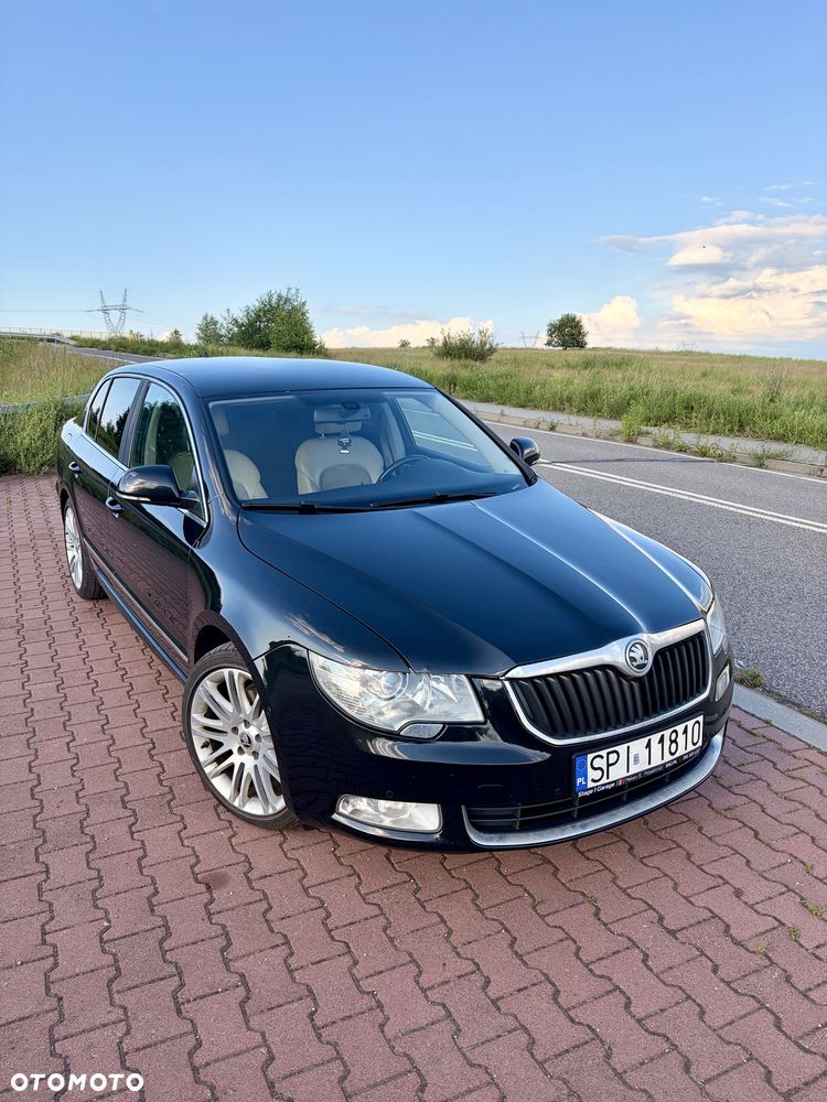 Skoda Superb - 1