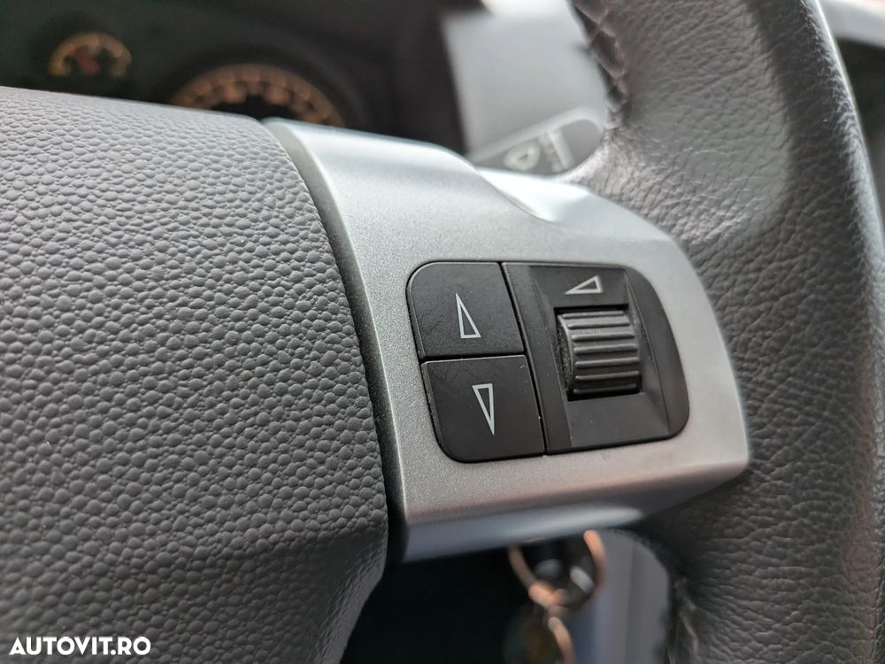 Opel Astra 1.6 Cosmo - 13