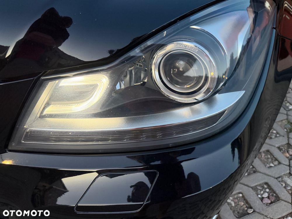 Mercedes-Benz Klasa C 180 7G-TRONIC Edition - 15