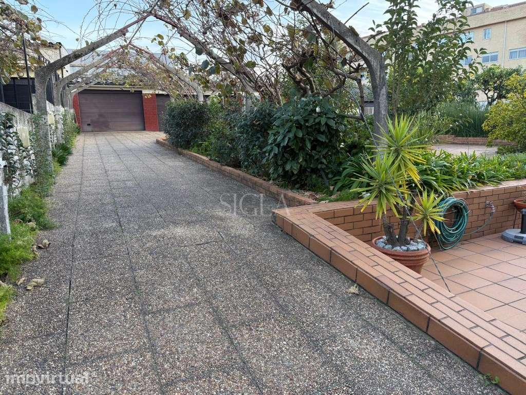 Moradia em Santa Marinha Para Investimento - Grande imagem: 4/18