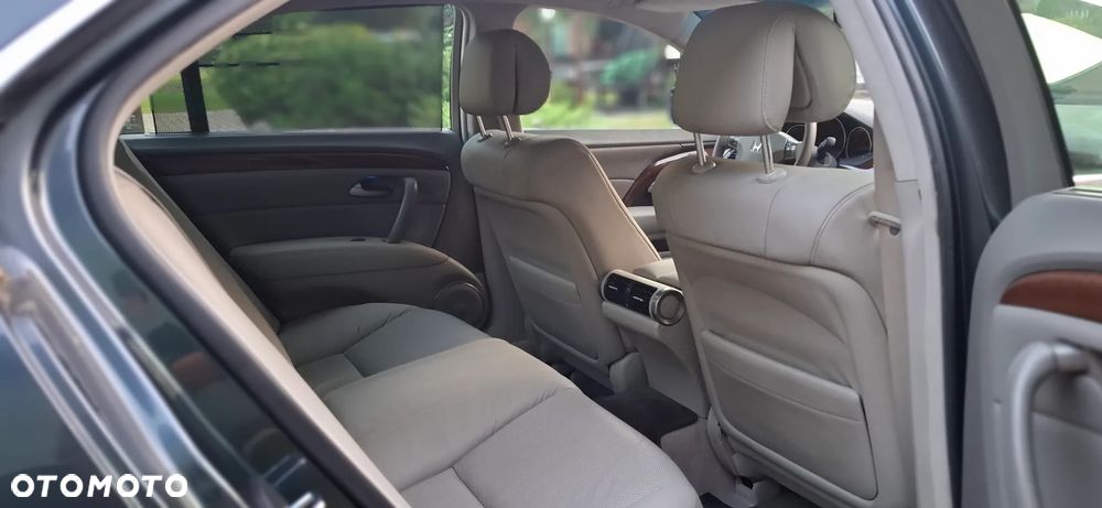 Honda Legend 3.5 Executive - 33