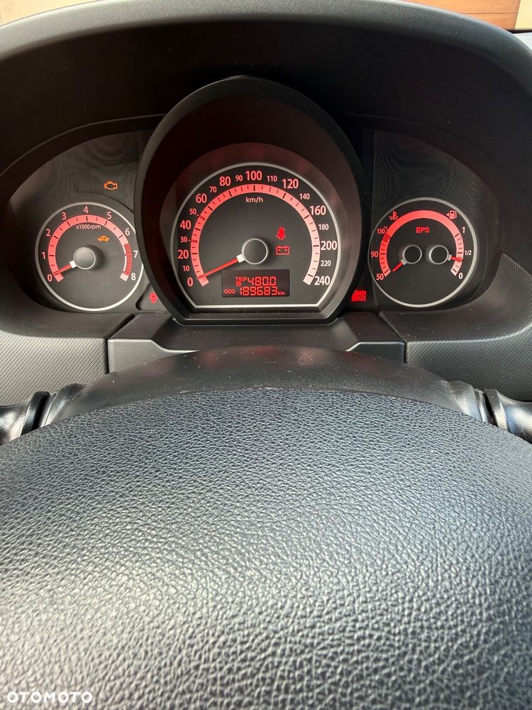 Kia Ceed - 10