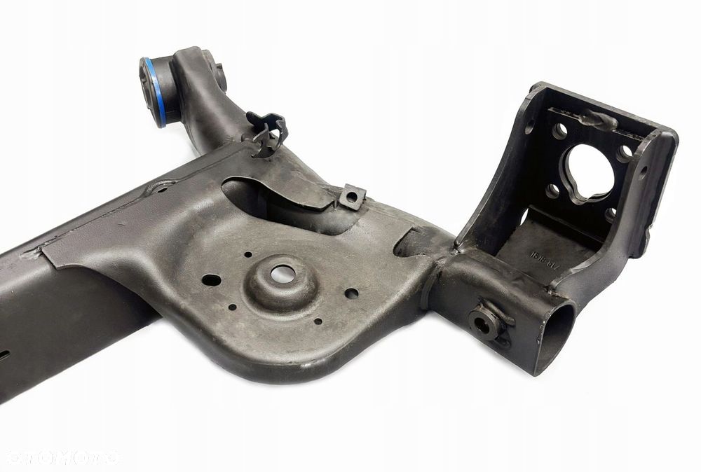 Tylna belka Dacia Duster I HS 2010-2018, Duster II HM 2017- , bez 4x4 - 1