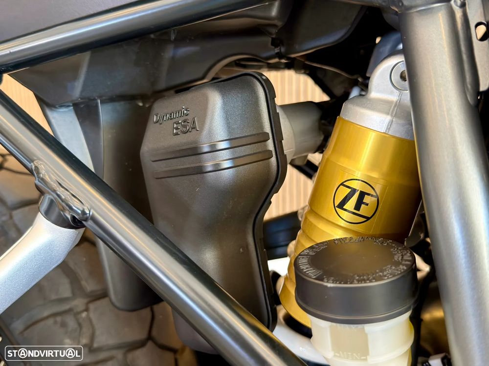 BMW R 1250 GS ULTIMATE EDITION (Série Limitada a 2100 unidades) - 30