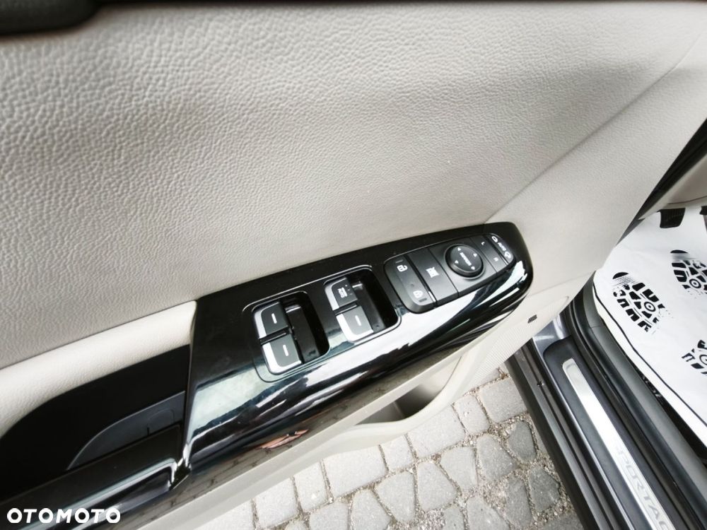 Kia Sportage - 15