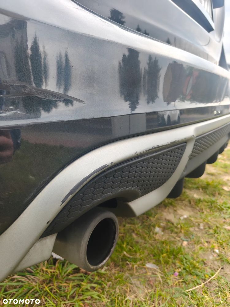 Volvo V60 D3 R-Design - 30