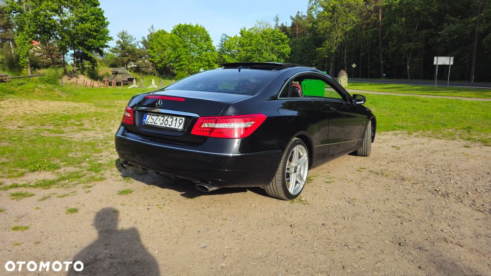 Mercedes-Benz Klasa E - 9