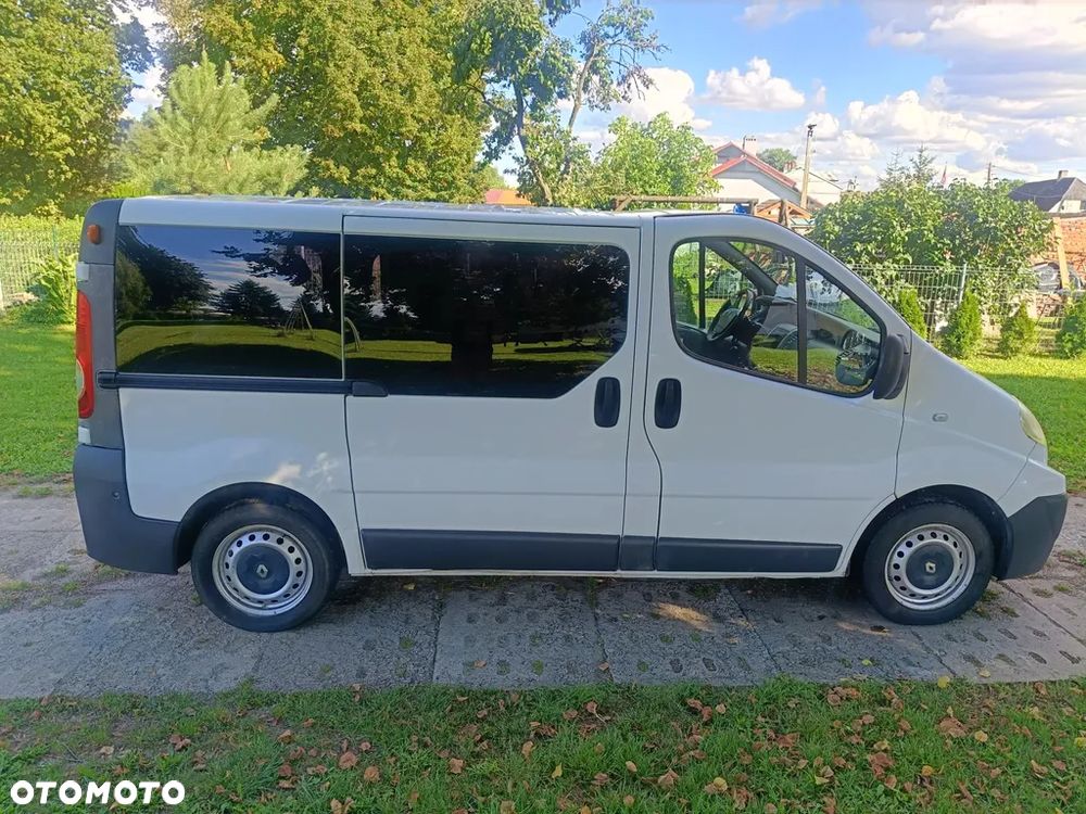 Renault Trafic - 2
