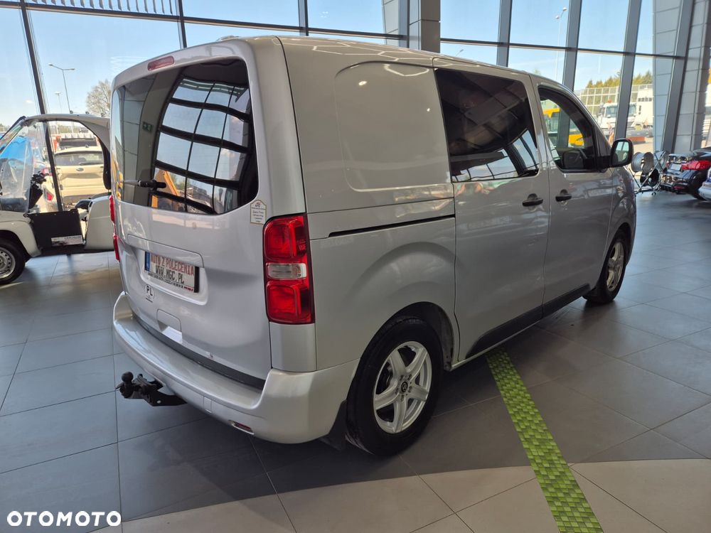 Toyota ProAce 1.6 / L1H1 / AUTOMAT / BEZWYPADKOWY / SERWISOWANY / KSIĄŻKA SERWISOWA / STAN IDEALNY / KRÓTKI / ALUFELGI - 8