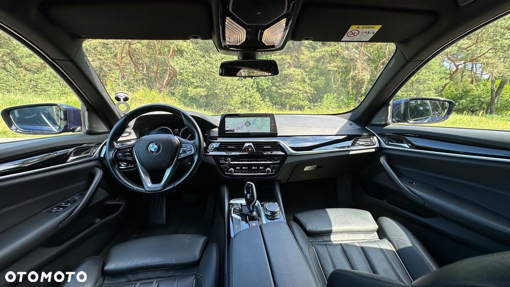 BMW Seria 5 520d Sport Line - 8